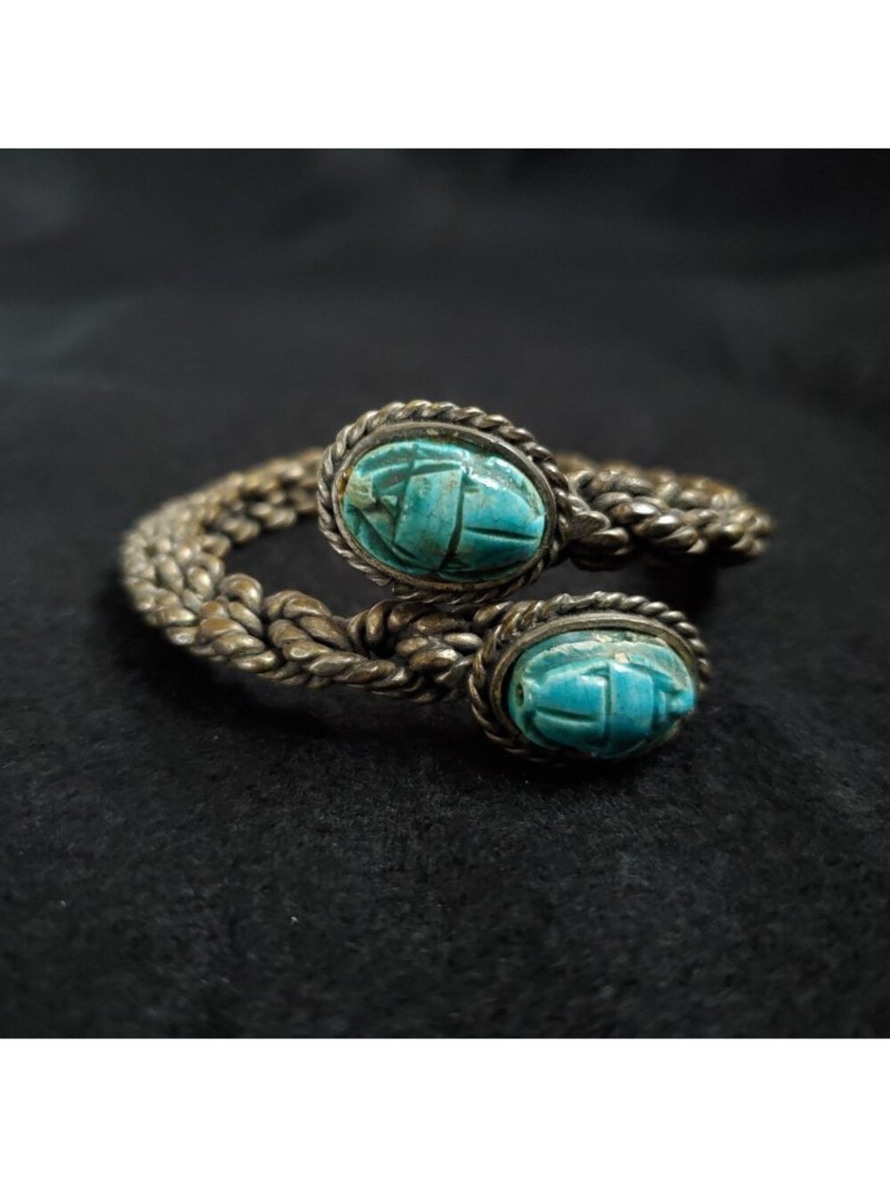 Vintage Scarab Bracelet Gold Tone Blue Chunky Bypass Bangle Egyptian Revival 7"
